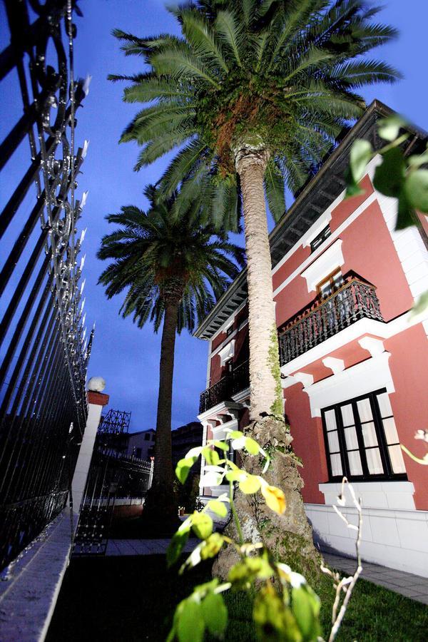 Hotel Casa De Indianos Don Tomas Nueva De Llanes Kültér fotó