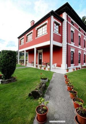 Hotel Casa De Indianos Don Tomas Nueva De Llanes Kültér fotó